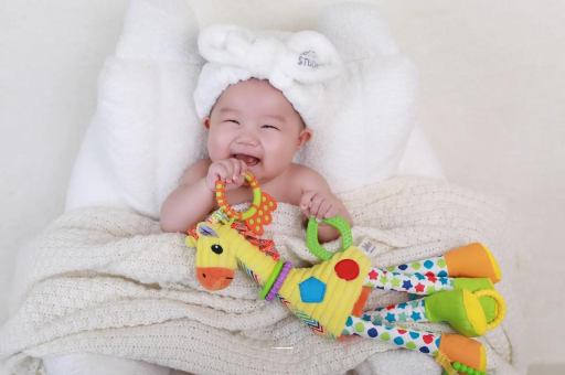 北票怎么判断宝宝是否斜颈 北票怎么判断宝宝是否斜颈